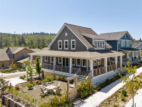 374 Compass Street Pacific Beach WA 98571