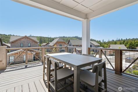 374 Compass Street Pacific Beach WA 98571
