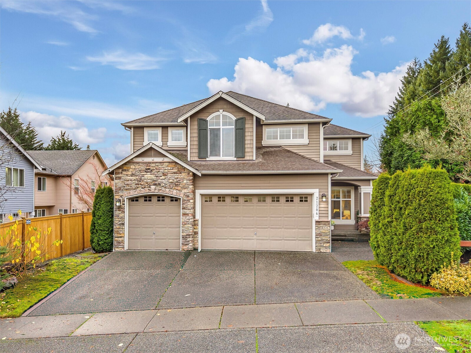 21206 37th Avenue SE Bothell WA 98021