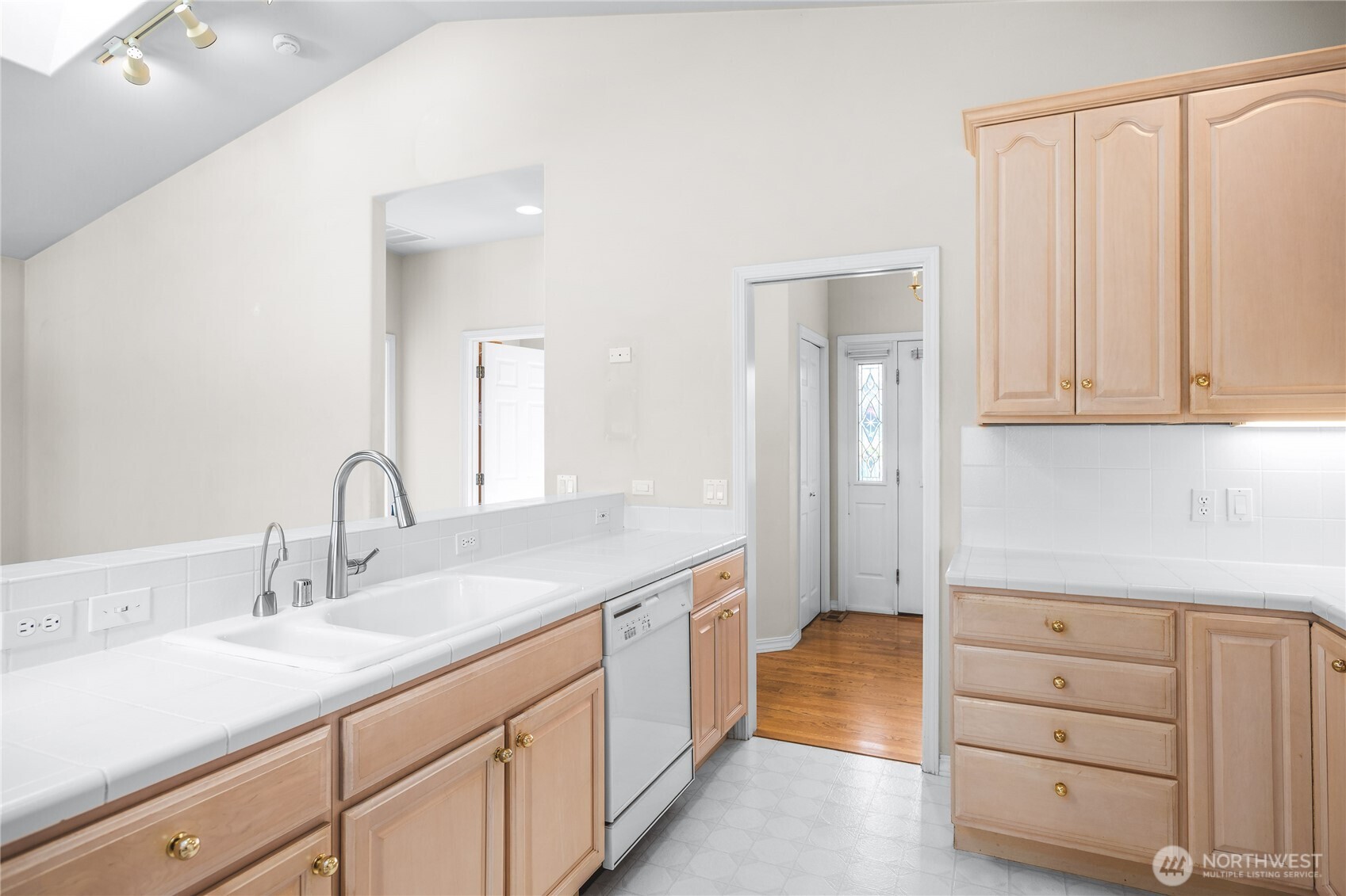 3719 N Avenue Anacortes WA 98221