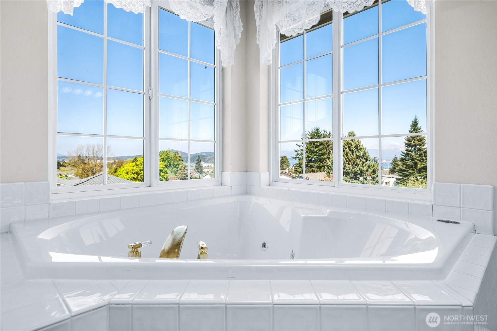 3719 N Avenue Anacortes WA 98221