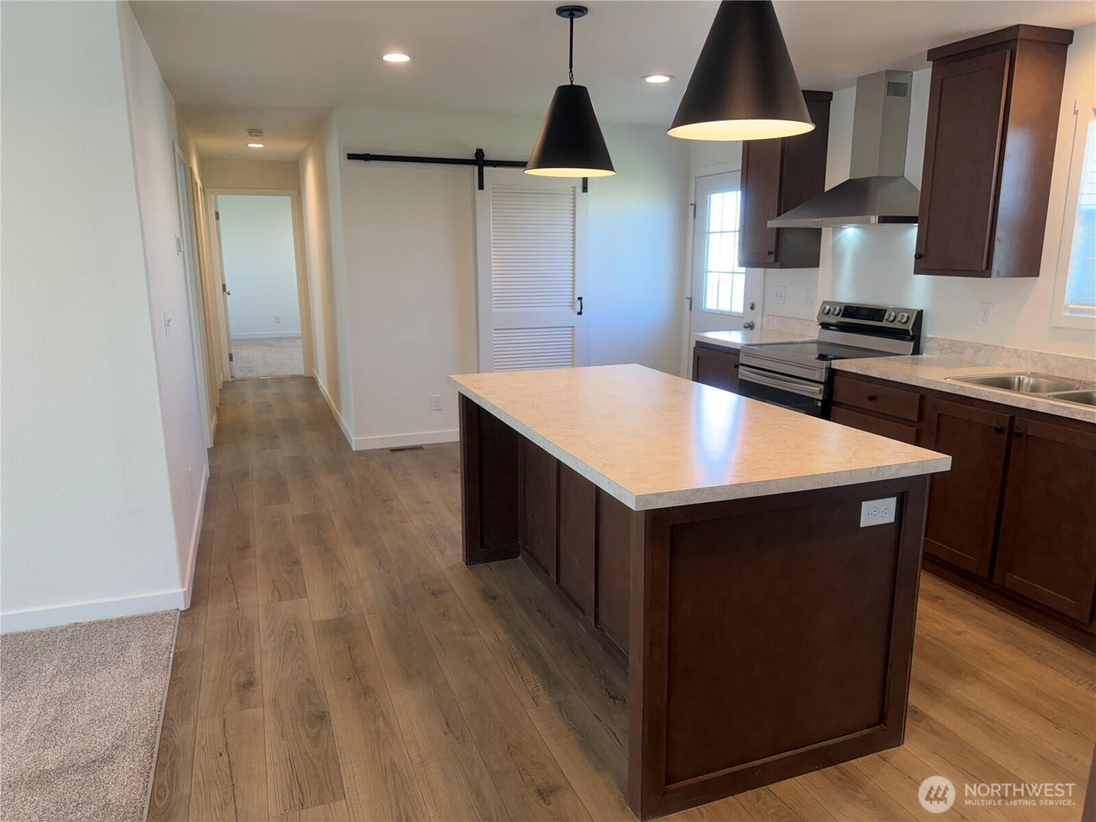 205 Pleasant Avenue Grandview WA 98930