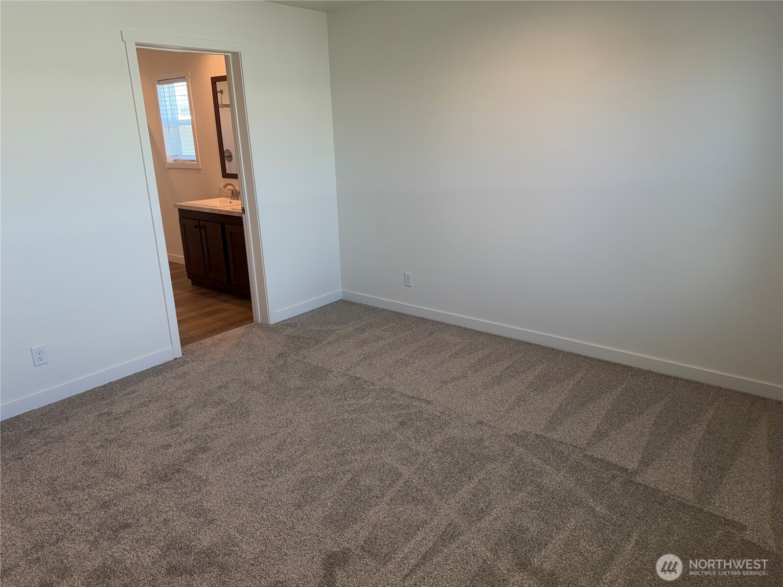 205 Pleasant Avenue Grandview WA 98930