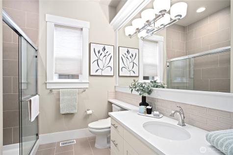 2623 242 Avenue SE Sammamish WA 98075
