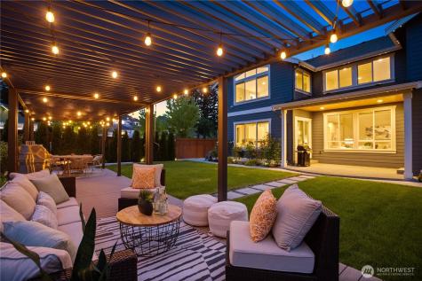 2623 242 Avenue SE Sammamish WA 98075