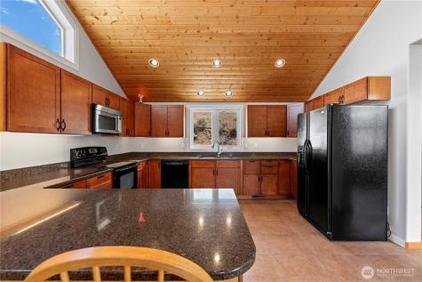 340 W Beach Drive Orondo WA 98843