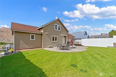 340 W Beach Drive Orondo WA 98843