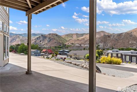 340 W Beach Drive Orondo WA 98843