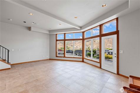 340 W Beach Drive Orondo WA 98843