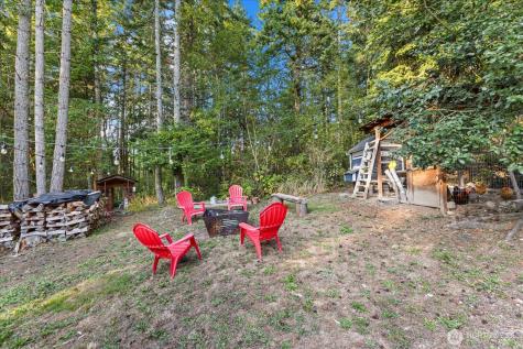 870 Cedar Lane Camano Island WA 98282