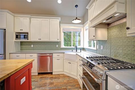 870 Cedar Lane Camano Island WA 98282