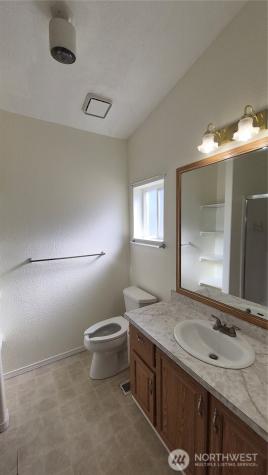 1918 Harrison Avenue Centralia WA 98531