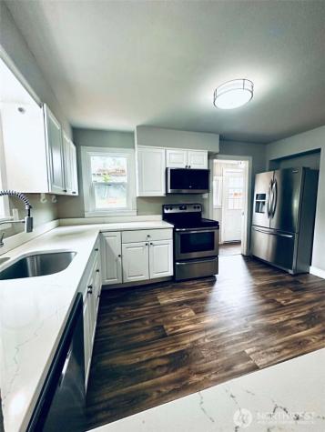 4829 S L Street Tacoma WA 98408