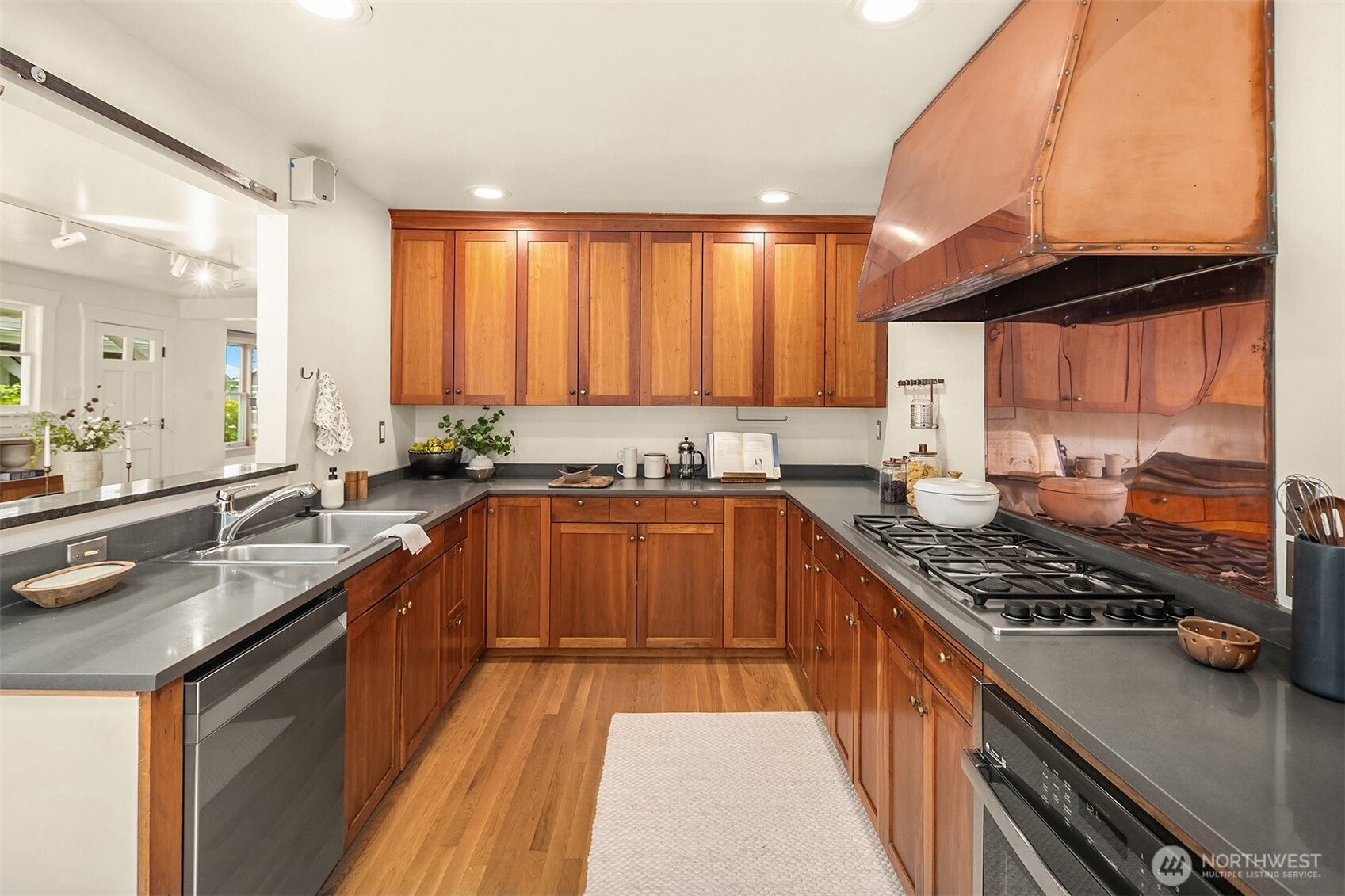 6054 29th Avenue NE Seattle WA 98115