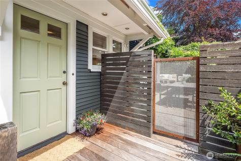 6054 29th Avenue NE Seattle WA 98115