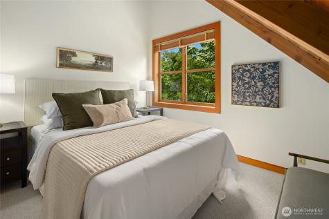 6054 29th Avenue NE Seattle WA 98115