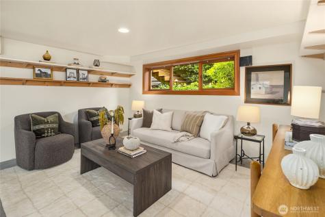 6054 29th Avenue NE Seattle WA 98115