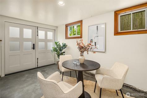 6054 29th Avenue NE Seattle WA 98115