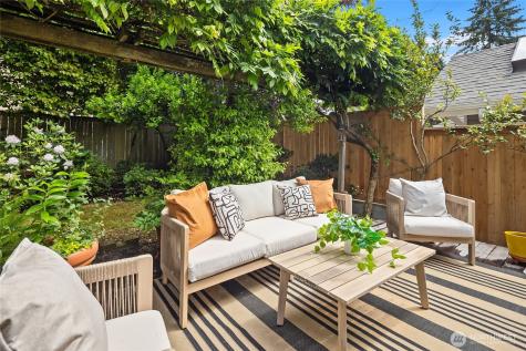 6054 29th Avenue NE Seattle WA 98115