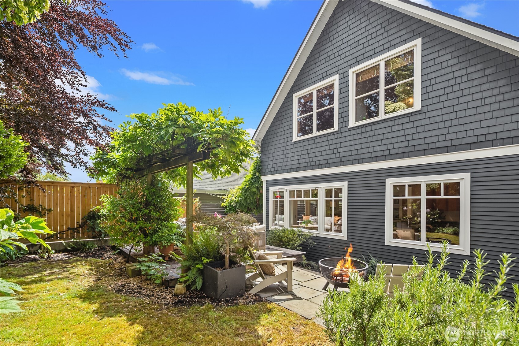 6054 29th Avenue NE Seattle WA 98115