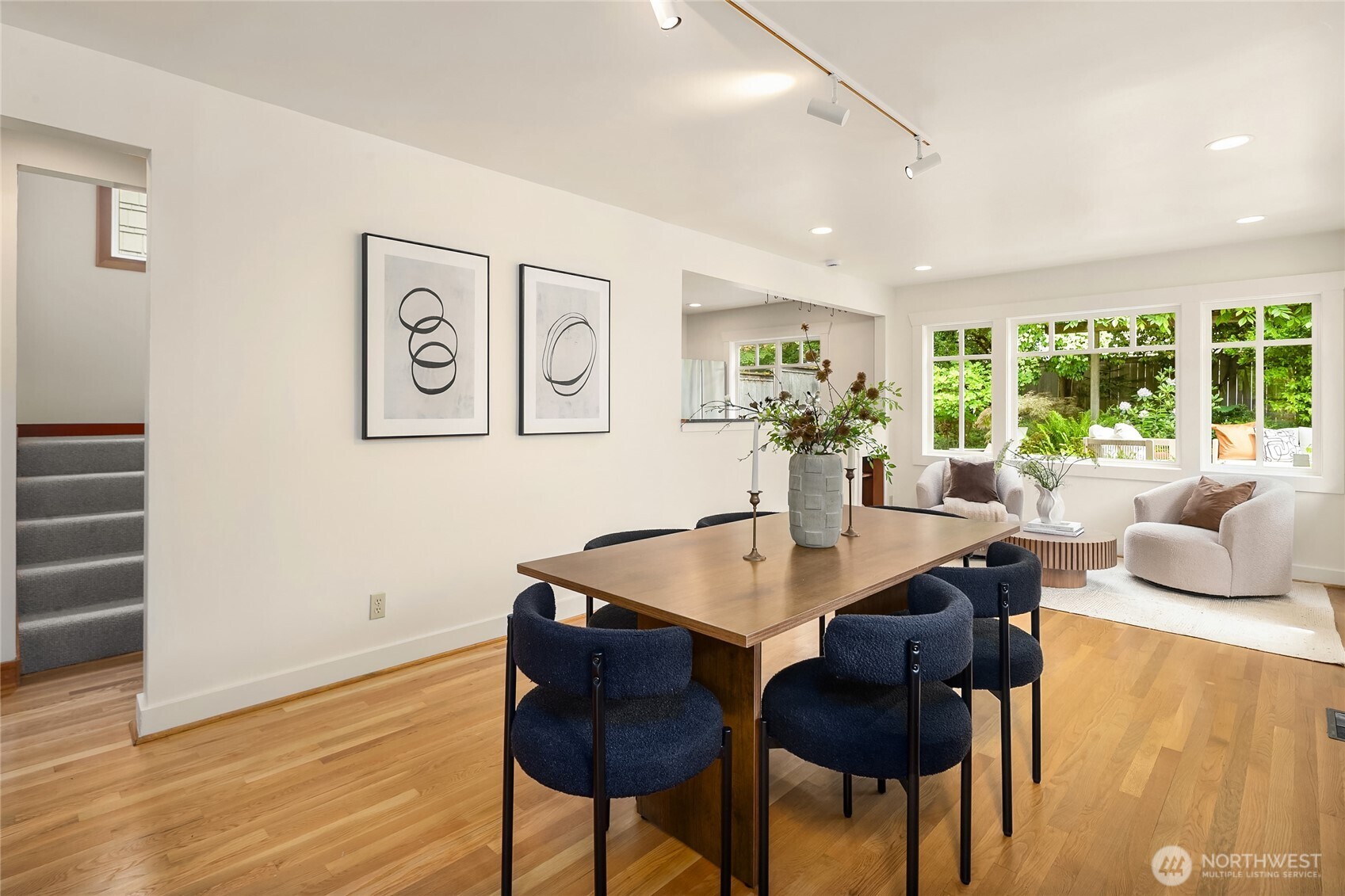 6054 29th Avenue NE Seattle WA 98115