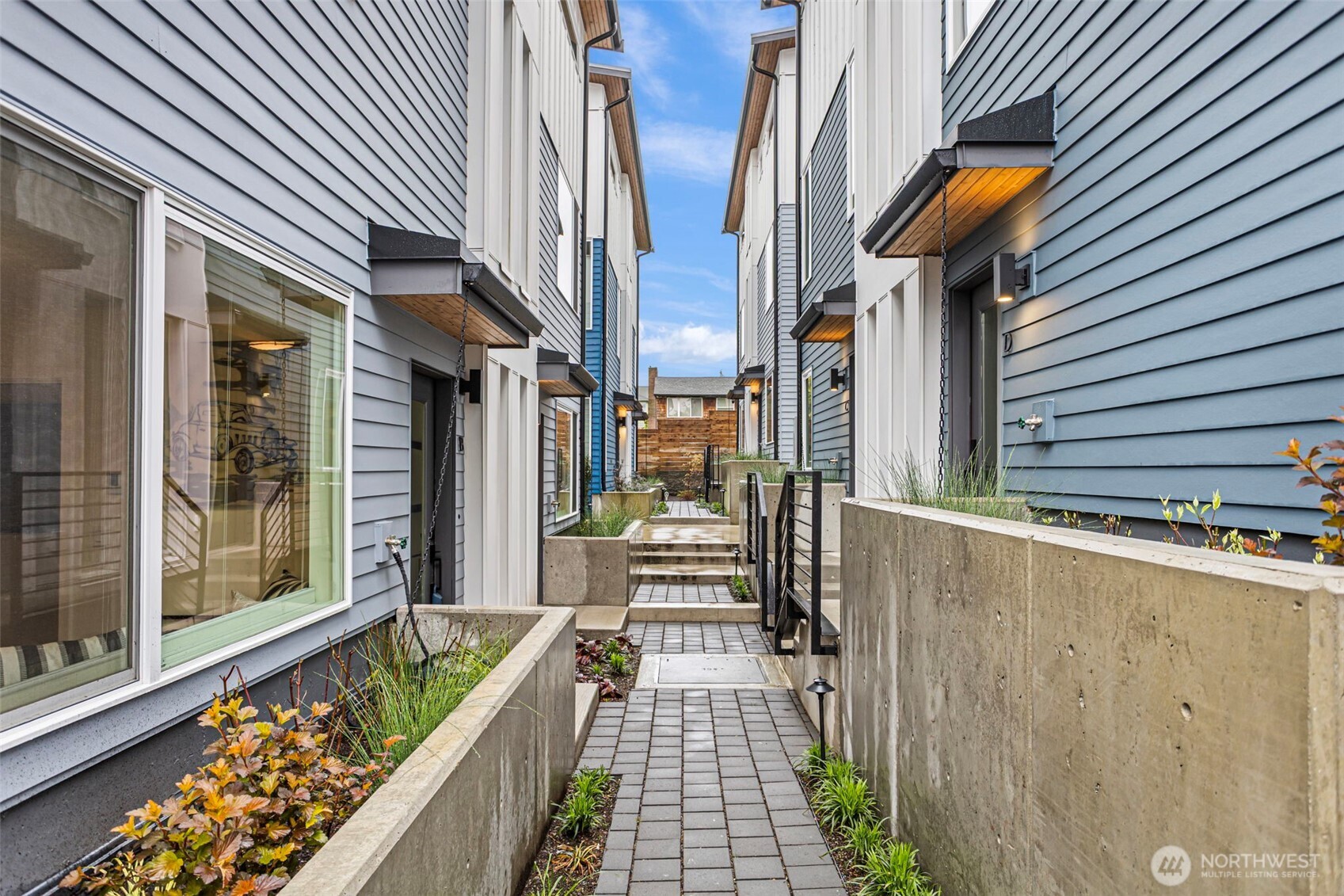 2527 29th Avenue S Seattle WA 98144