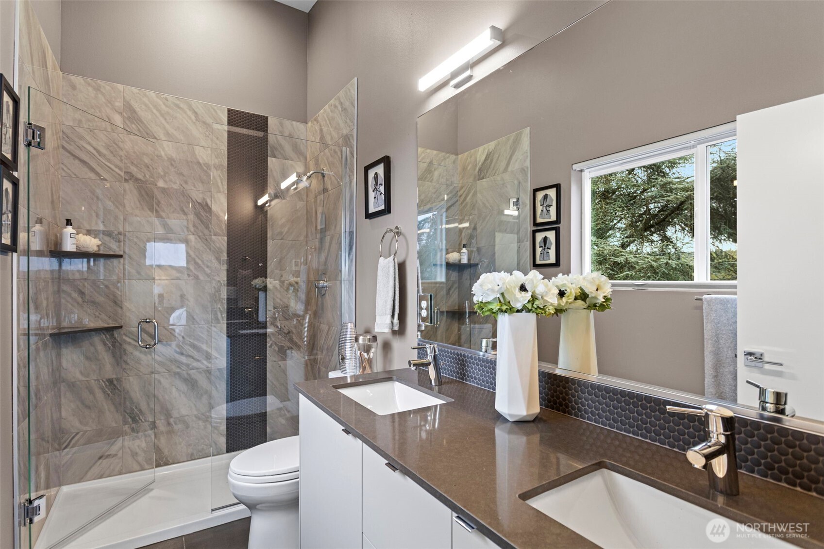 2527 29th Avenue S Seattle WA 98144
