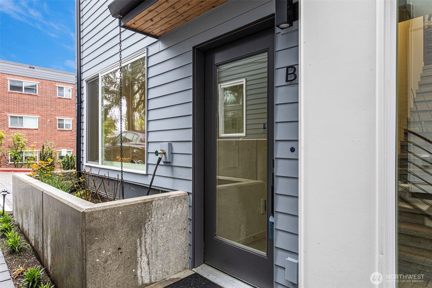 2527 29th Avenue S Seattle WA 98144