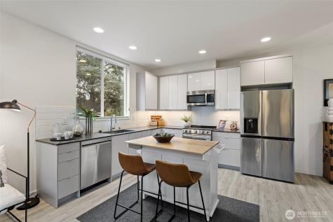 2527 29th Avenue S Seattle WA 98144