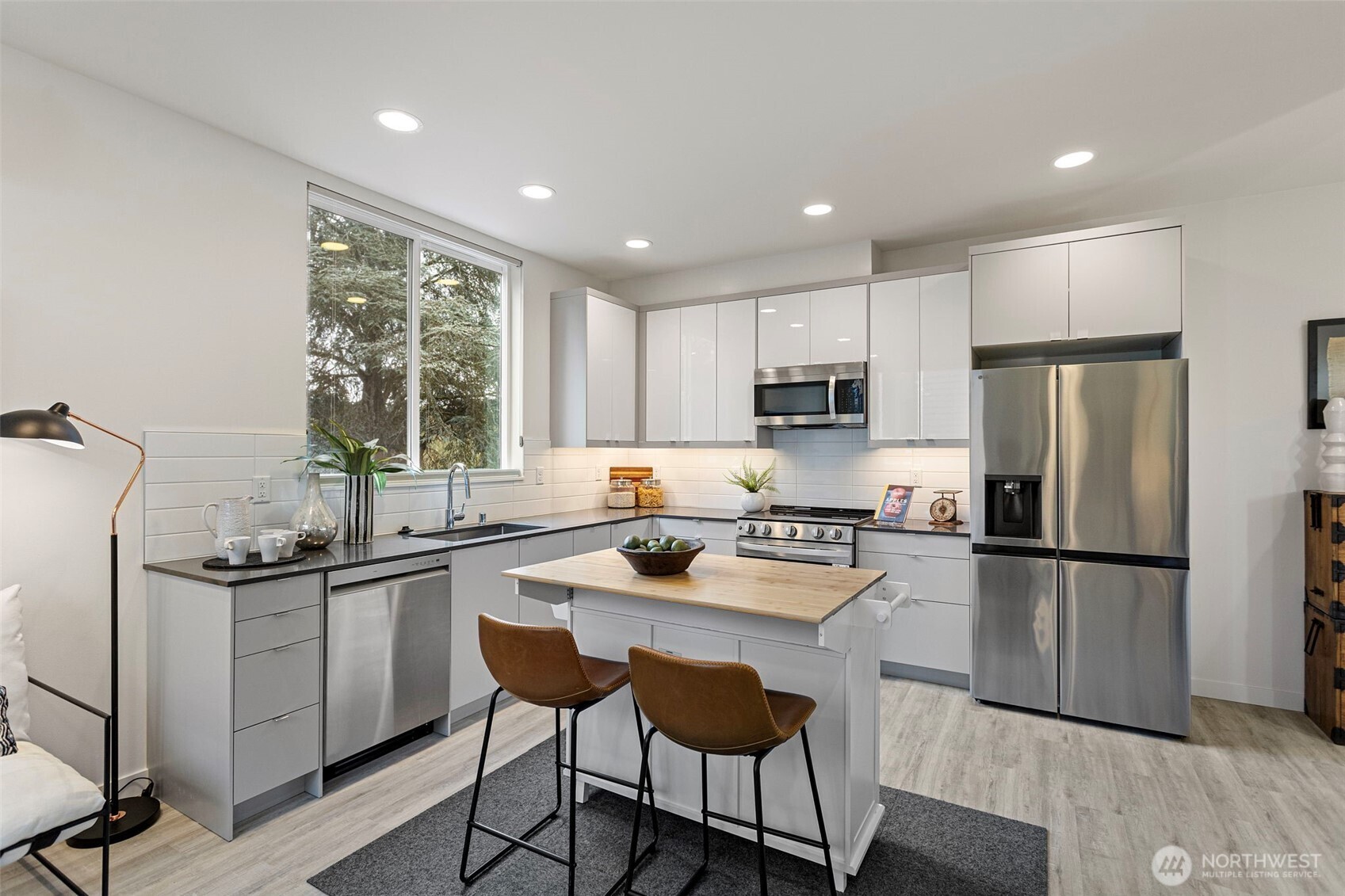 2527 29th Avenue S Seattle WA 98144