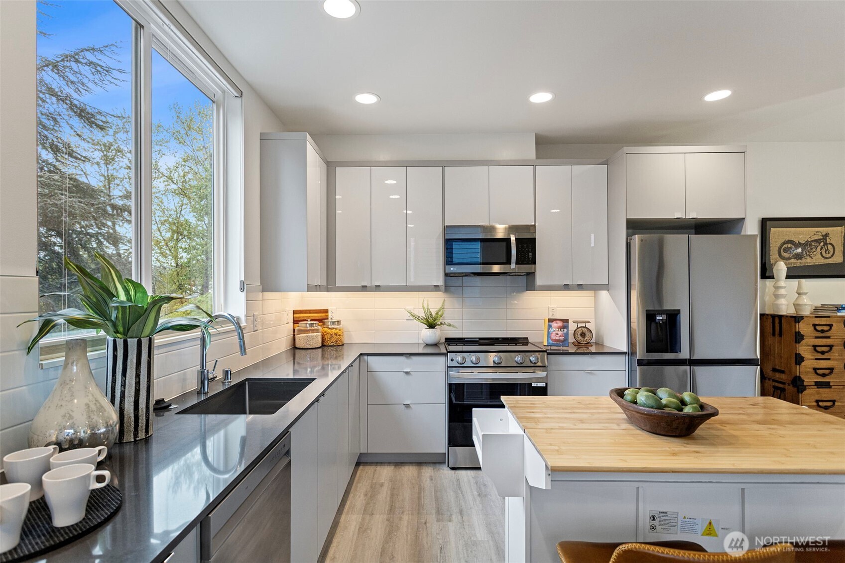 2527 29th Avenue S Seattle WA 98144