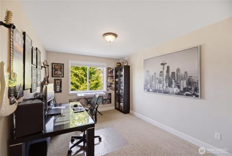 726 S 38th Court Renton WA 98055
