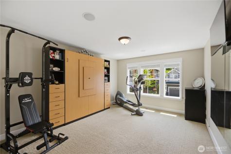 726 S 38th Court Renton WA 98055