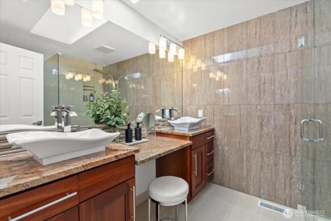 2431 110th Dr SE Lake Stevens WA 98258