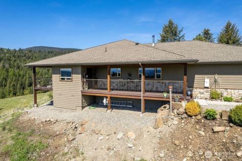 354 Vulcan Mountain Road Curlew WA 99118