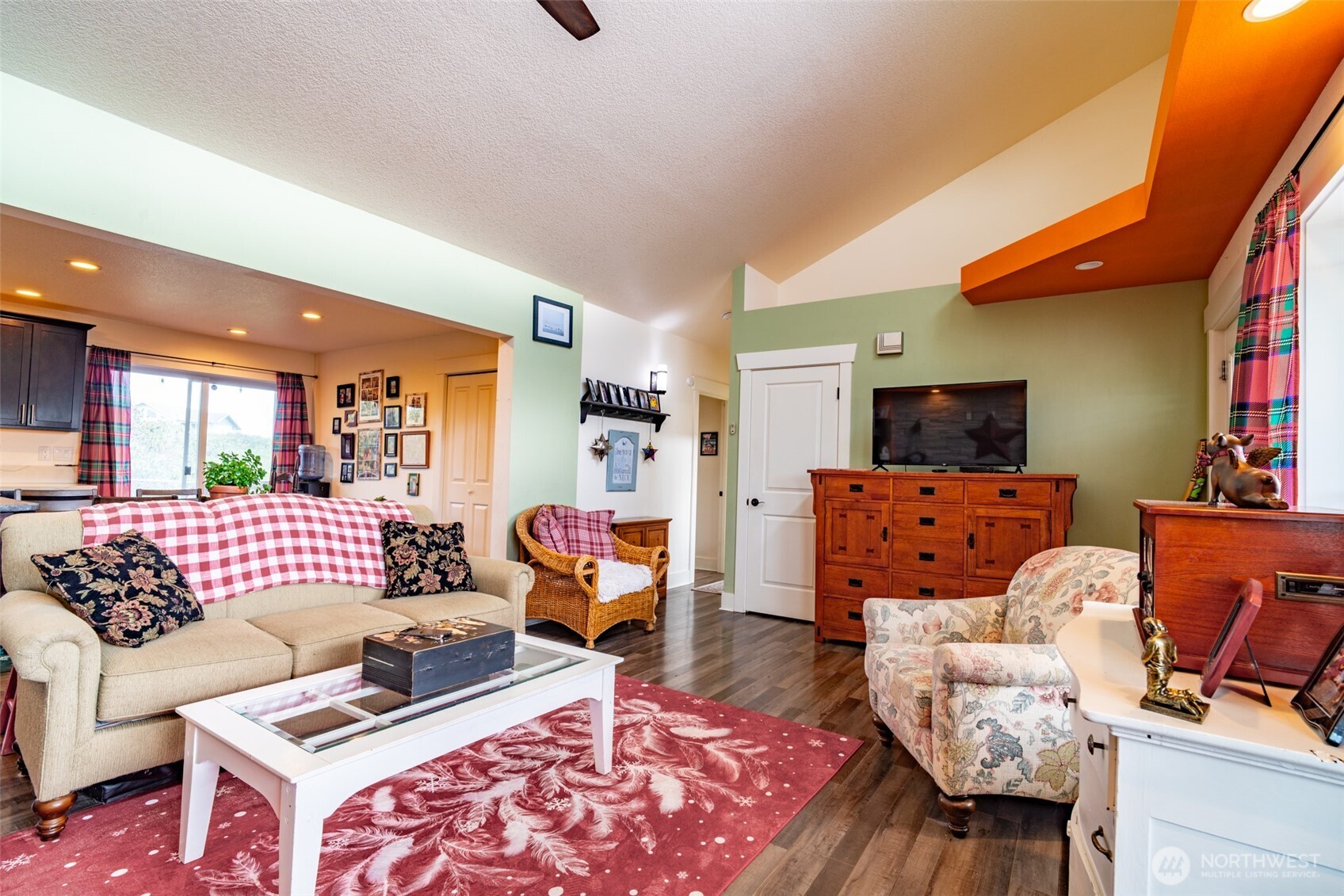 1116 Glendover Court SW Ocean Shores WA 98569