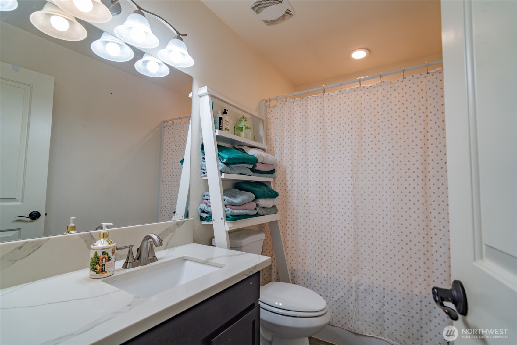 1116 Glendover Court SW Ocean Shores WA 98569