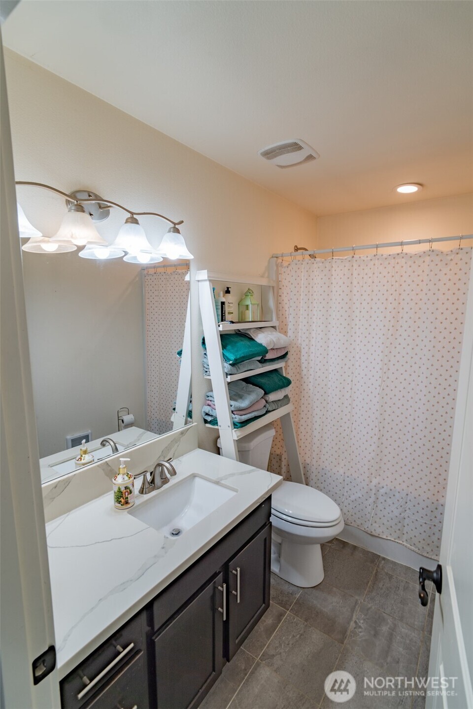 1116 Glendover Court SW Ocean Shores WA 98569