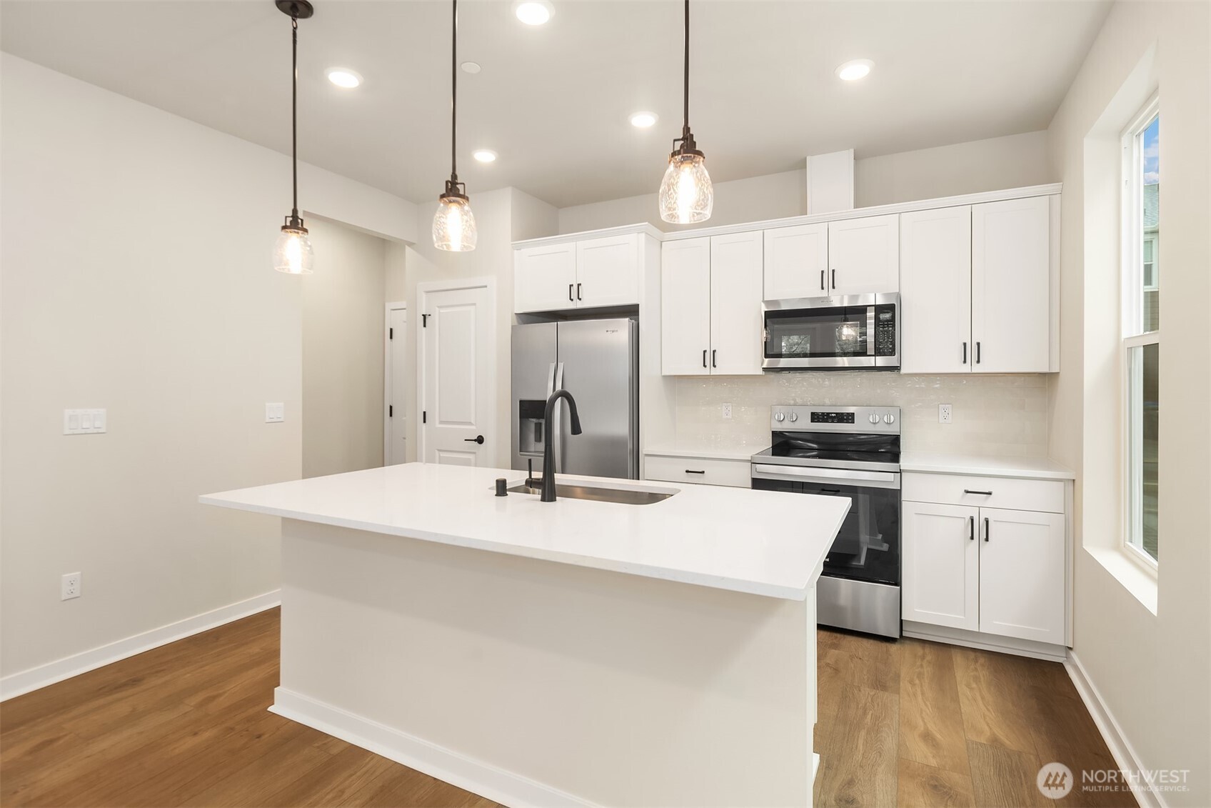 31832 Myrtle #38 Street Carnation WA 98014