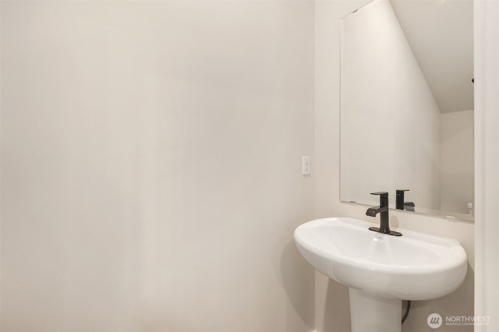 31832 Myrtle #38 Street Carnation WA 98014