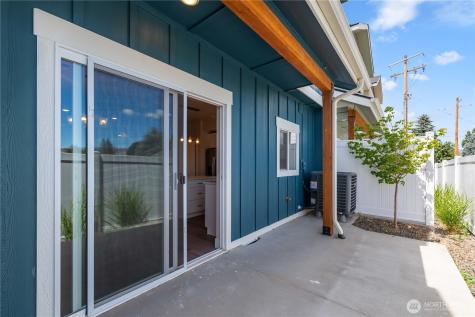 1030 Finch Lane Wenatchee WA 98801
