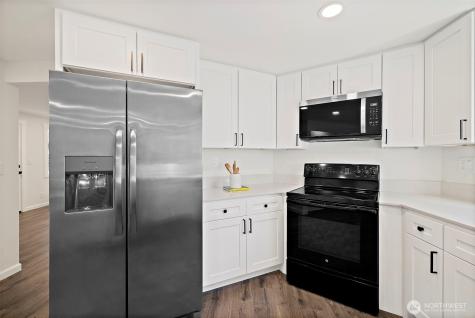 19309 127th Avenue NE Bothell WA 98011