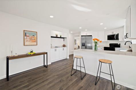 19309 127th Avenue NE Bothell WA 98011