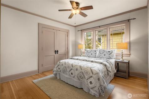 1018 NE 62nd Street Seattle WA 98115