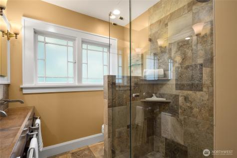 1018 NE 62nd Street Seattle WA 98115