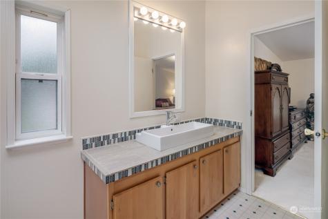 1675 Jodean Court Camano Island WA 98282