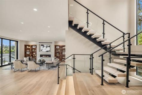 9630 SE 5th Street Bellevue WA 98004