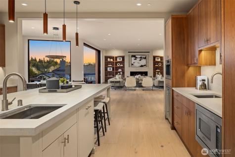 9630 SE 5th Street Bellevue WA 98004