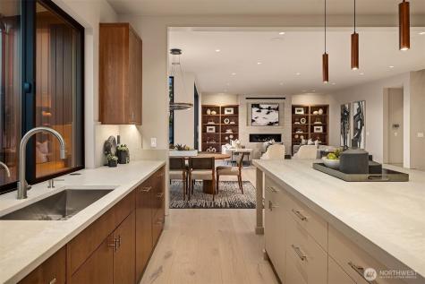 9630 SE 5th Street Bellevue WA 98004