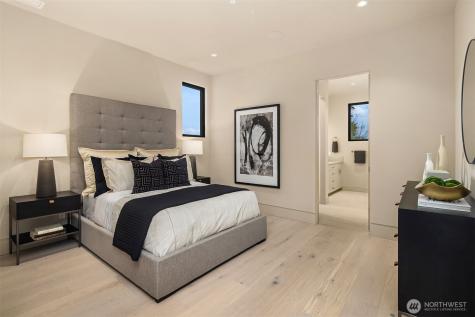 9630 SE 5th Street Bellevue WA 98004